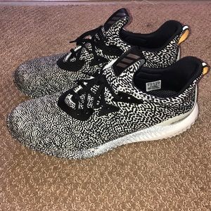 Men’s adidas alpha bounce shoe size 10